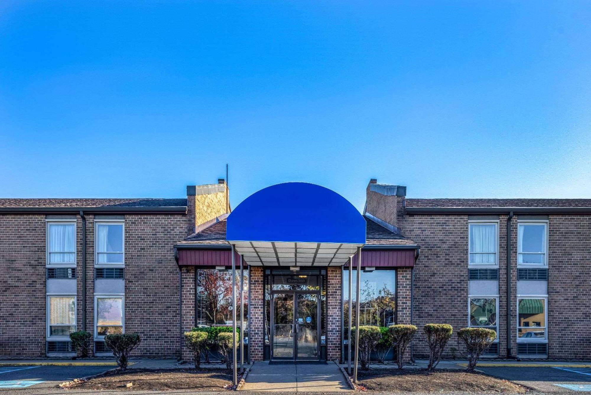 Days Inn By Wyndham Manassas Battlefield Exterior photo