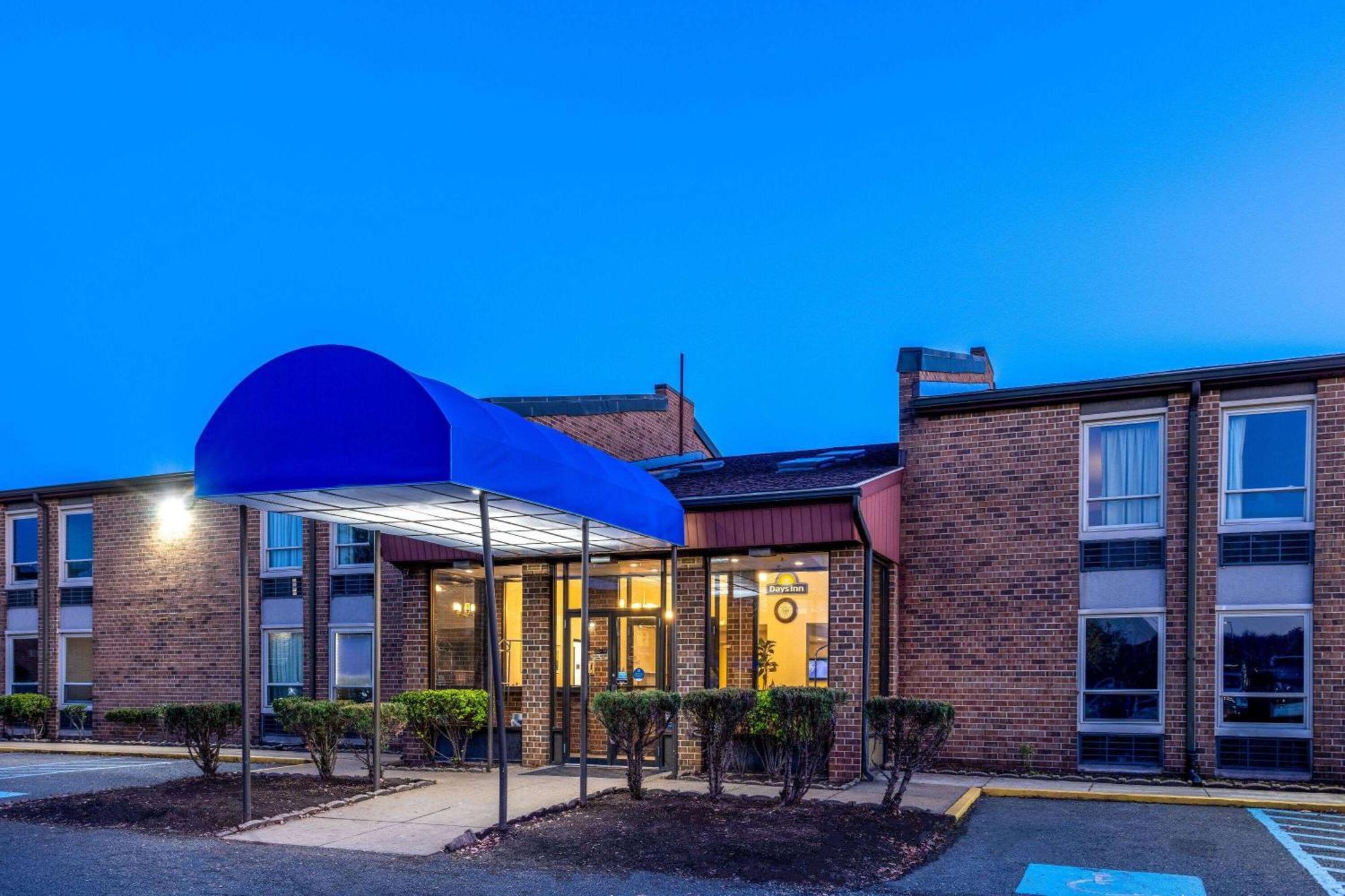 Days Inn By Wyndham Manassas Battlefield Exterior photo